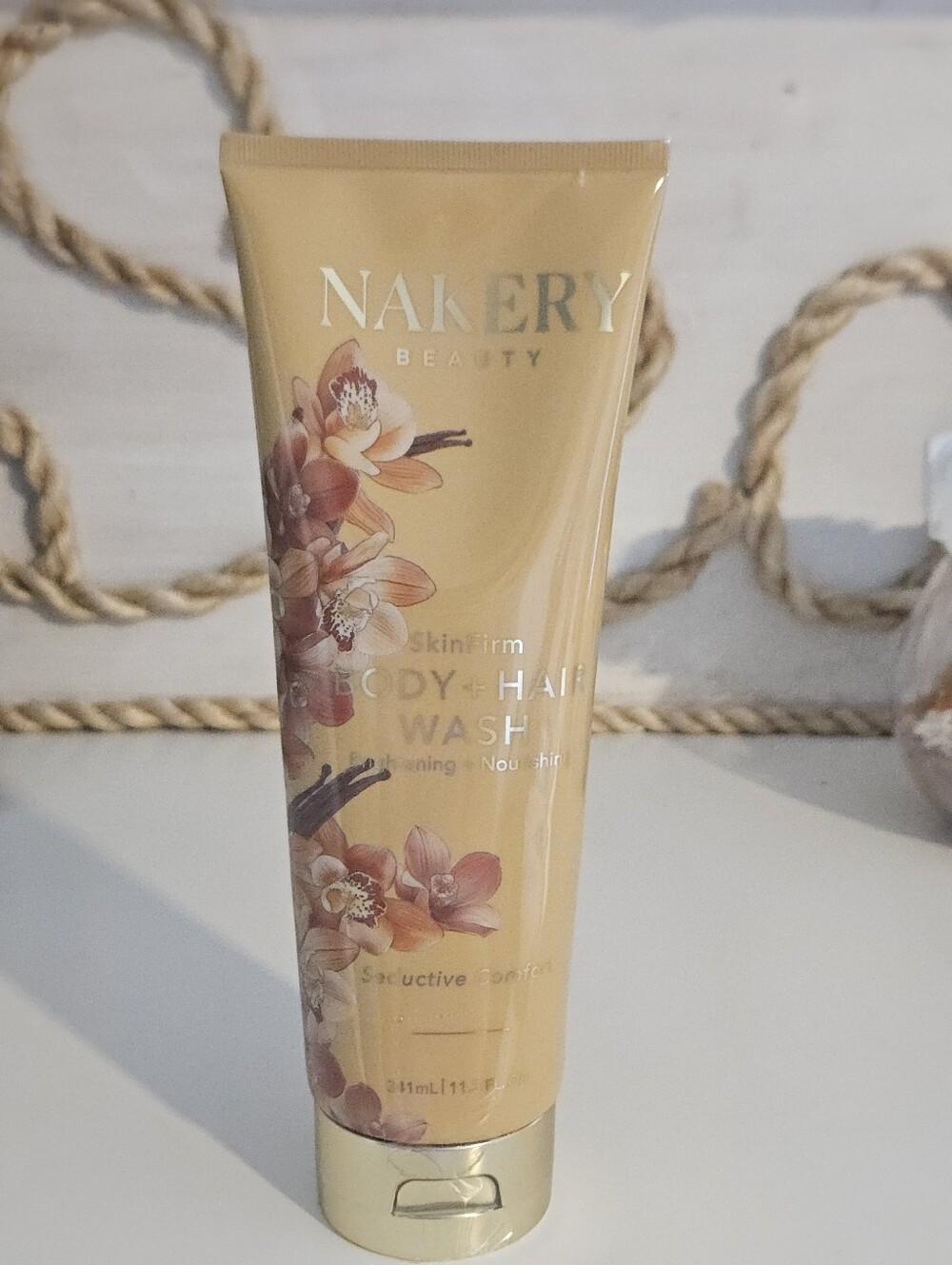 🎁 3/$33 Nakery Skinfirm Body + Hair Wash
